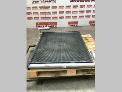 Radiatore acqua per New Holland E 385 in vendita da Massucco T. Srl Area Ricambi