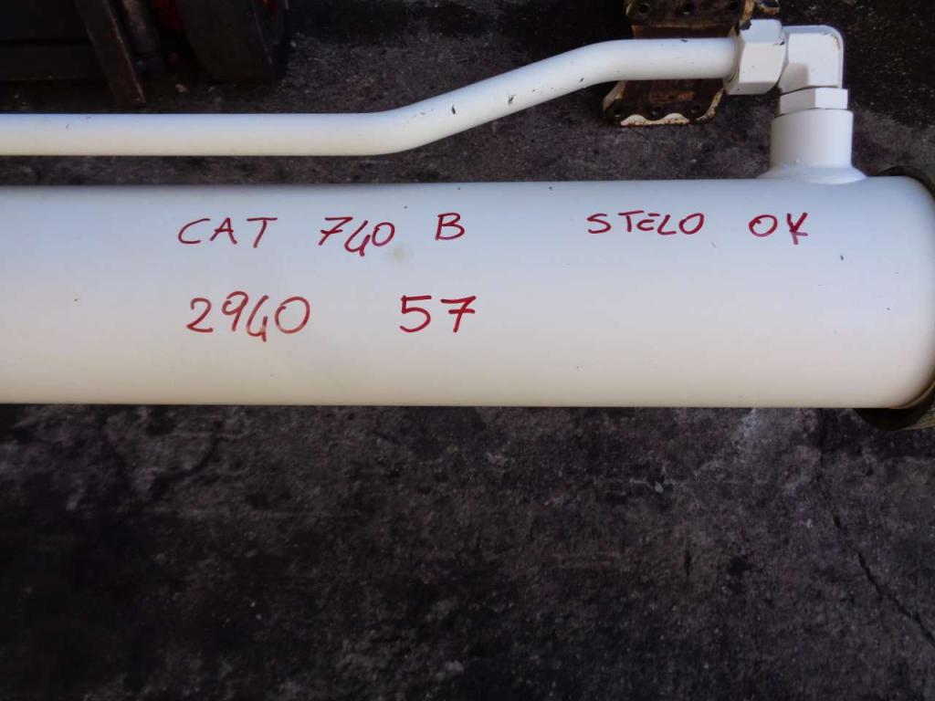 Pistone sollevamento per Caterpillar 740 B Foto 2