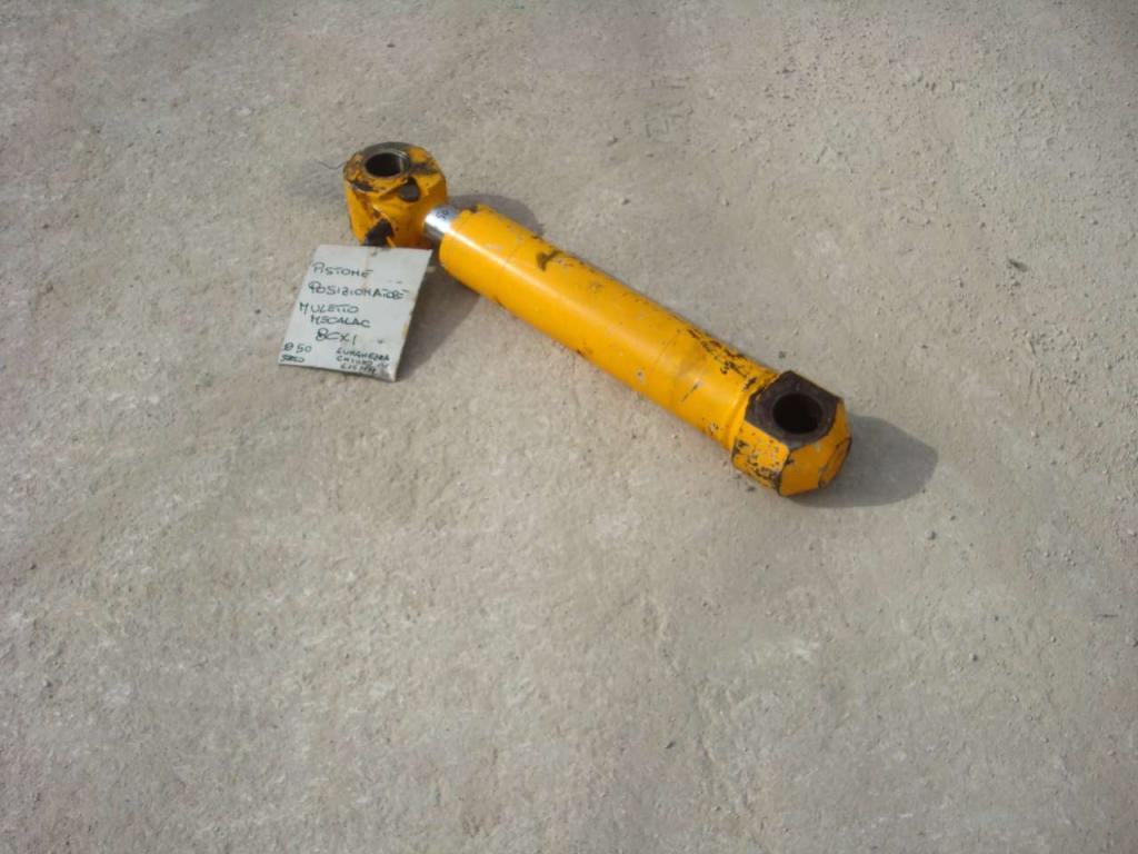 Pistone posizionatore per per Muletto Mecalac 8CXI Foto 1