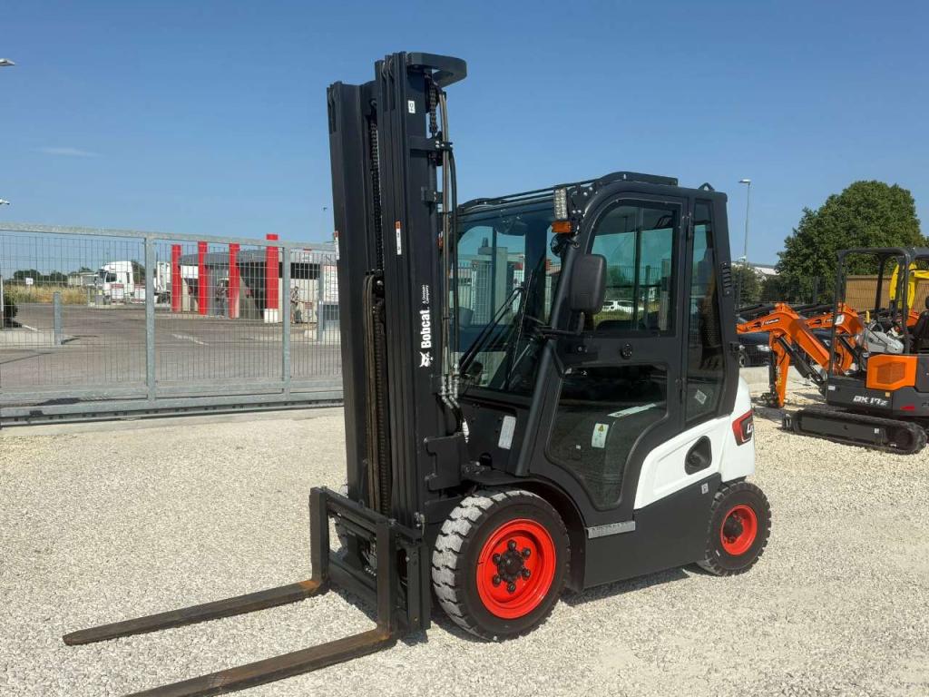 Bobcat D25NXP Foto 1