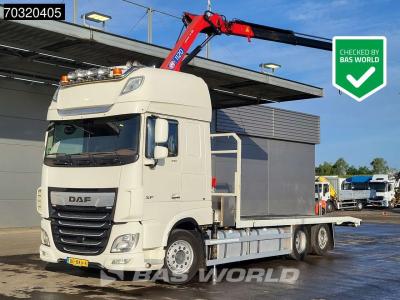 Daf XF 530 XF 6X2 NL-Truck APK HMF 1120 K- RC Kran Crane Full Air Lift-Axle Automatic Euro 6 in vendita da BAS World B.V.
