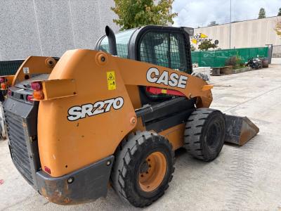 Case SR270 in vendita da G.R. Import Export