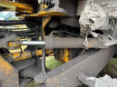 Volvo hydraulic cylinder for Volvo L180F and L180E. in vendita da Balavto