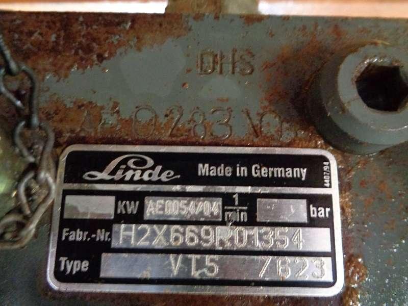 Distributore idraulico per Liebherr 924 B Foto 3