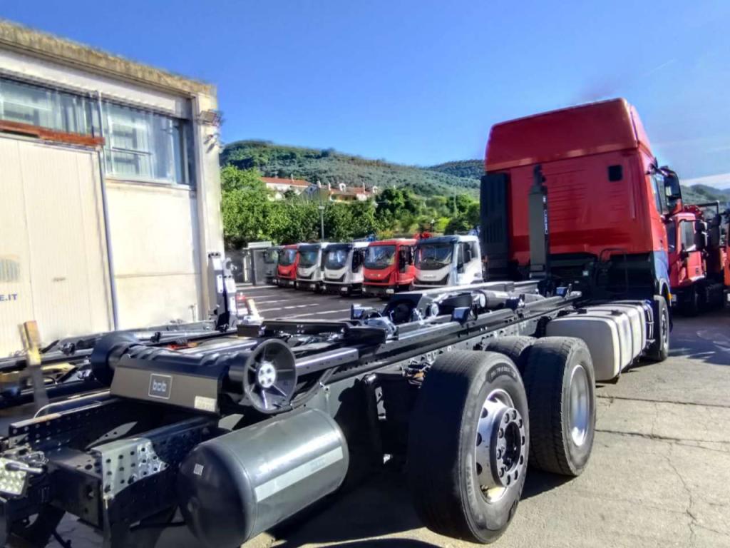 Iveco S-WAY AS260S48 Y Foto 15