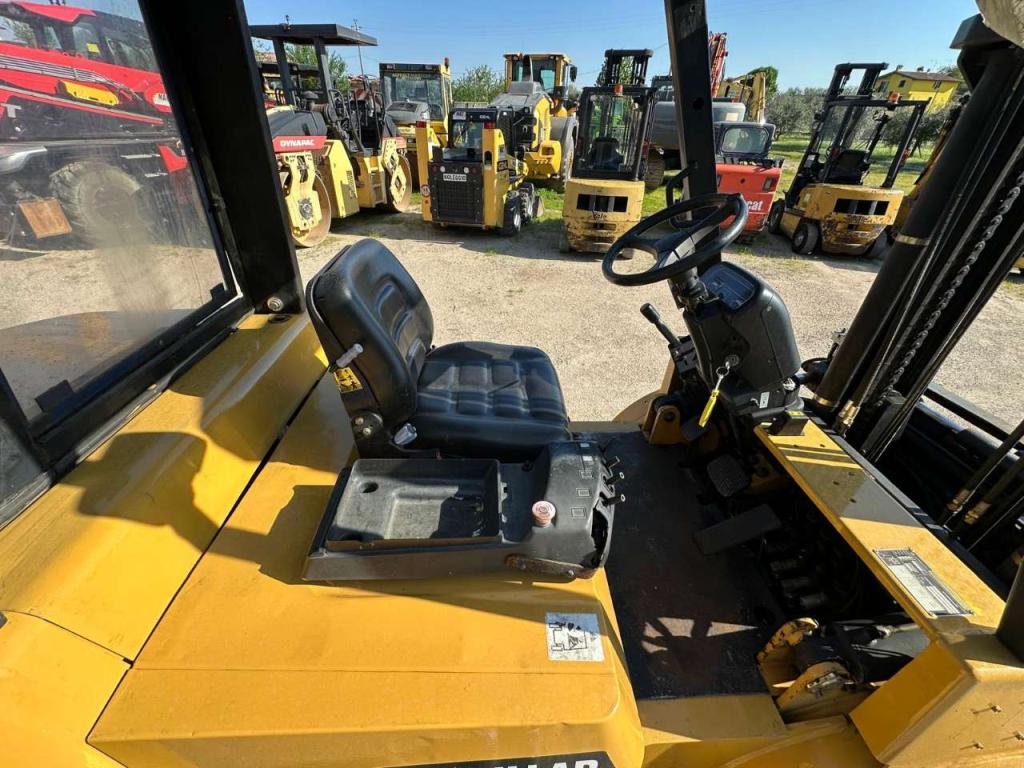 Caterpillar DP50K Foto 5