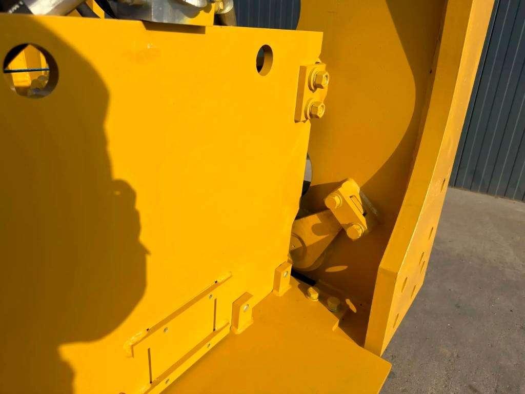 Caterpillar D8T Multi Shank Ripper Foto 6