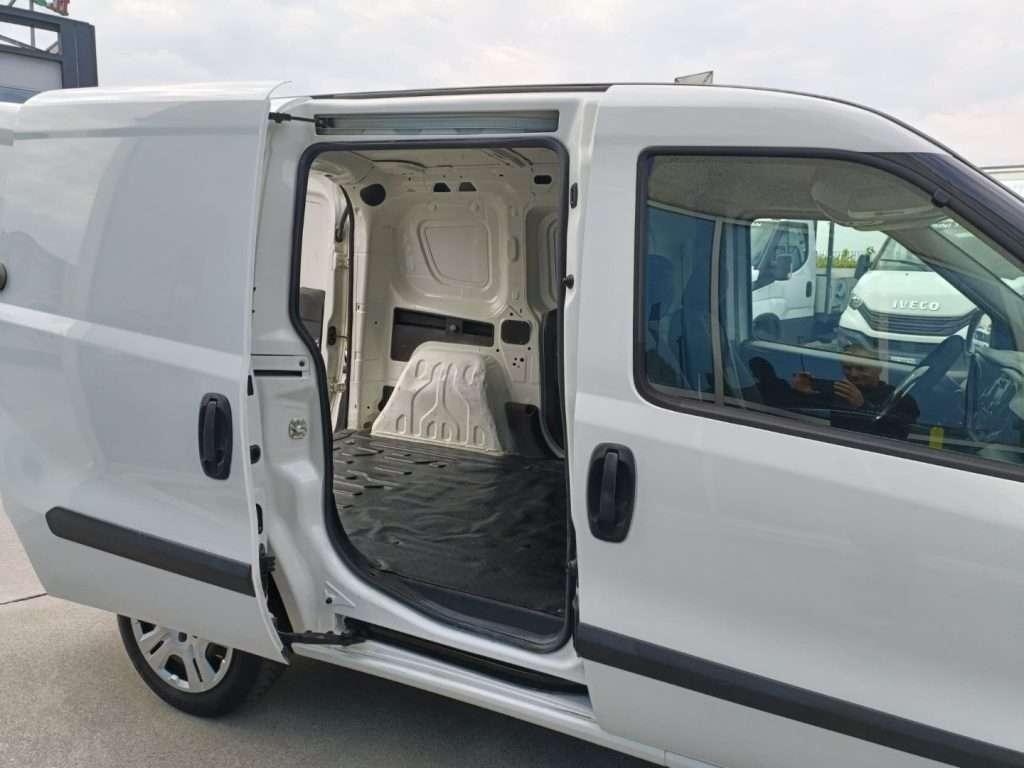 Fiat DOBLO  SX FURGONE 95 CV EURO 6 Foto 6