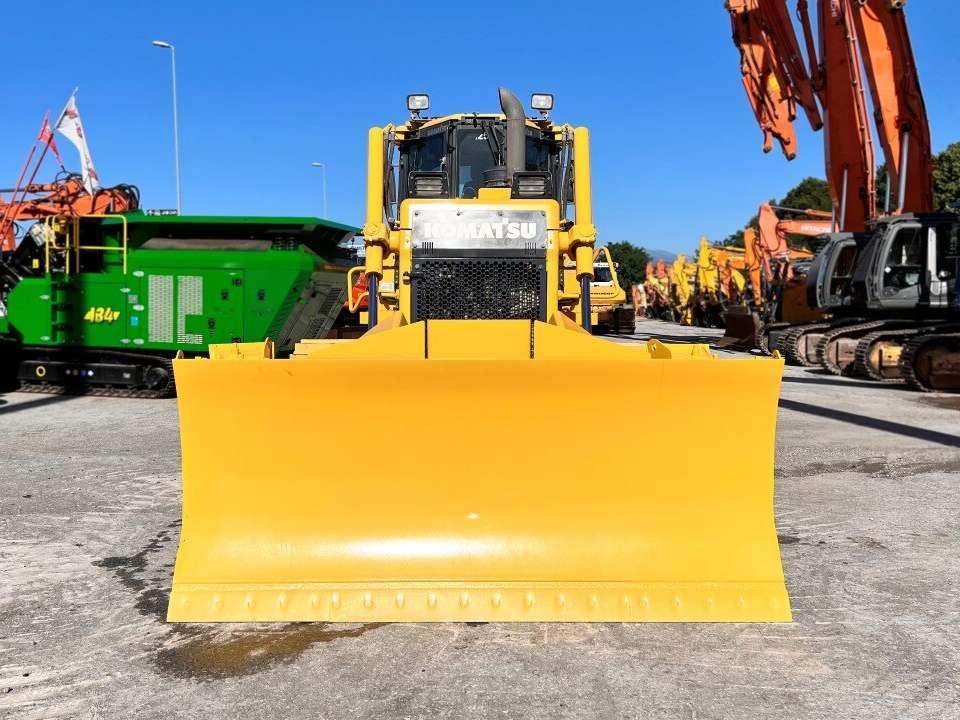 Komatsu D65 Foto 15