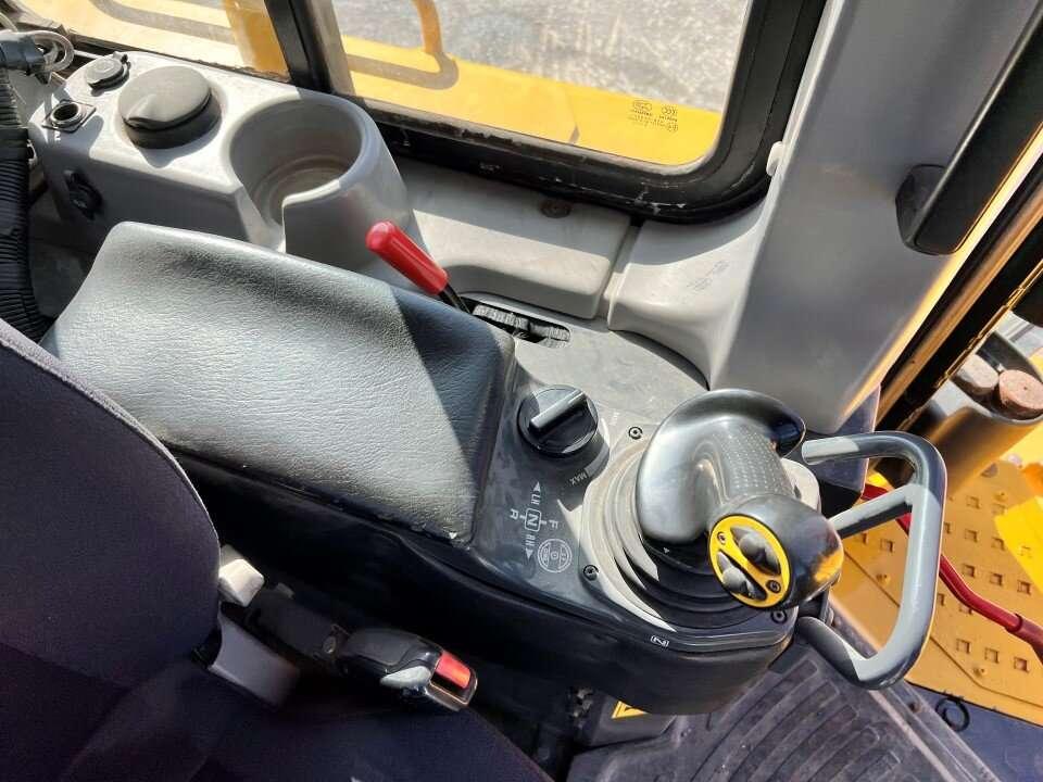 Komatsu D65 Foto 9