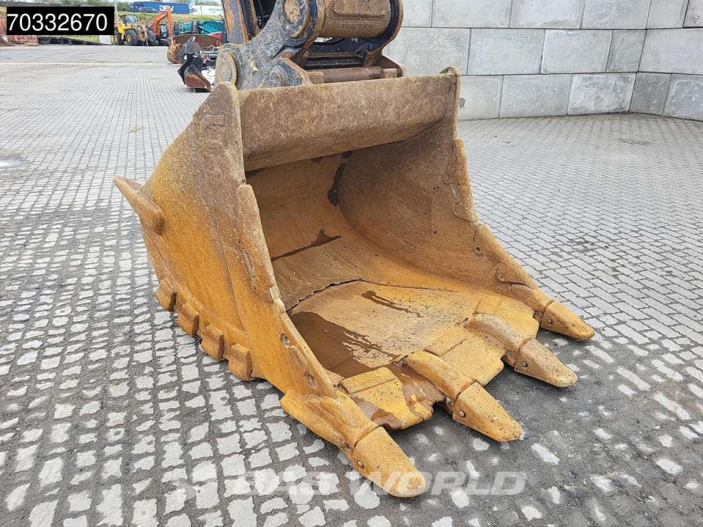 Volvo EC380 E L Foto 17