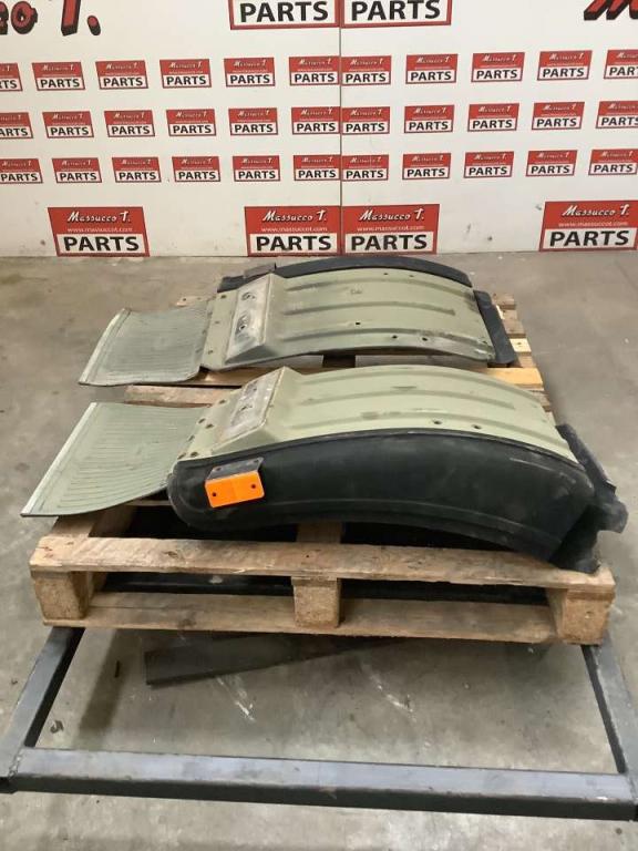 Parafango per Iveco 260/330 F 35 Foto 2