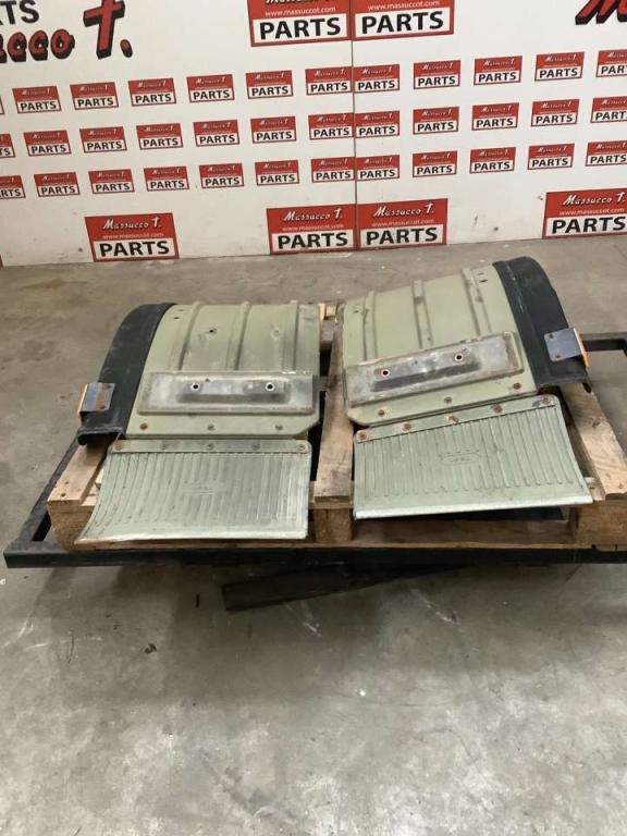 Parafango per Iveco 260/330 F 35 Foto 3