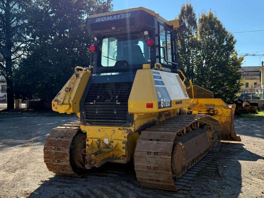 Komatsu D61EX-24 Foto 3