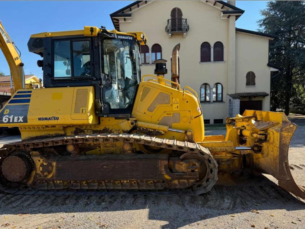 Komatsu D61EX-24 Foto 6