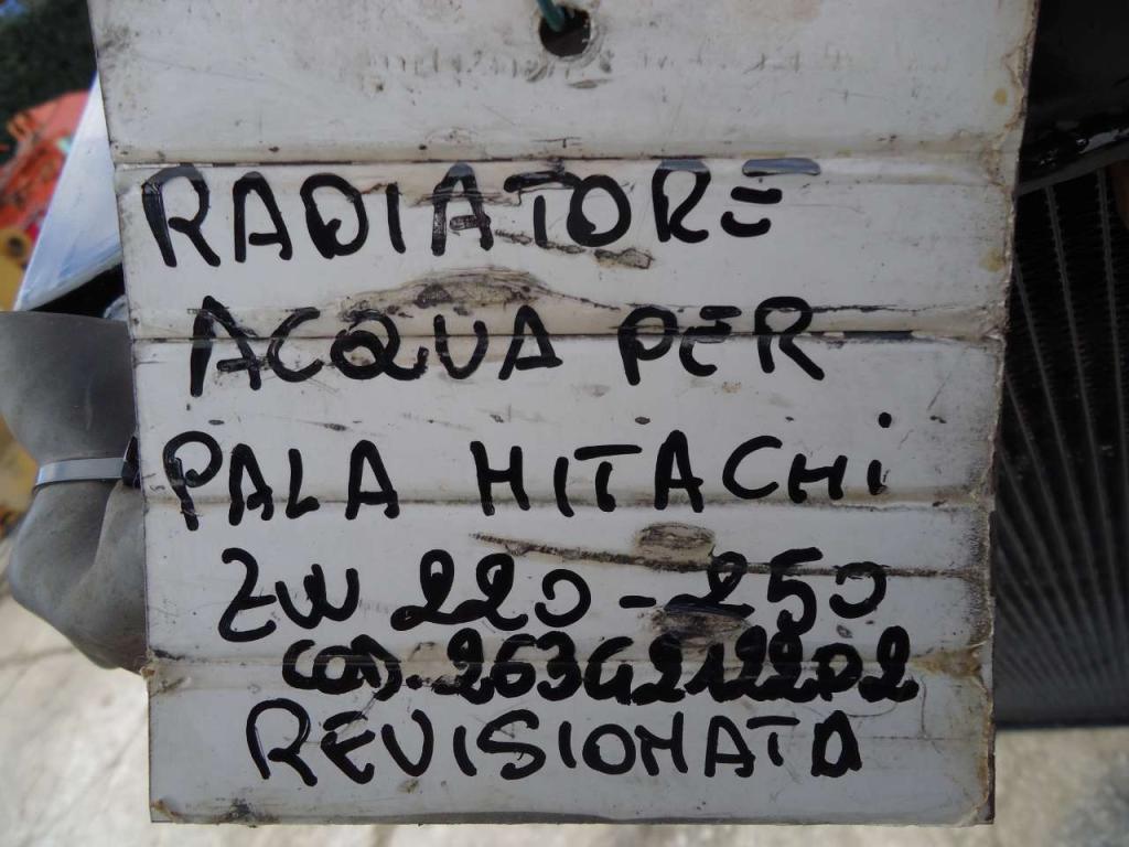 Radiatore acqua per Hitachi ZW220-ZW250 Foto 7
