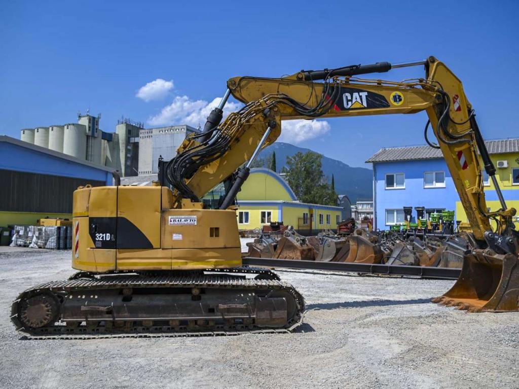 Caterpillar 321D Foto 8