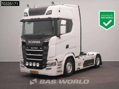 Scania S580 S 4X2 Full Option! V8 NL-Truck APK Retarder 2x Tanks Standklima ACC Navi Leather TV Microwave in vendita da BAS World B.V.
