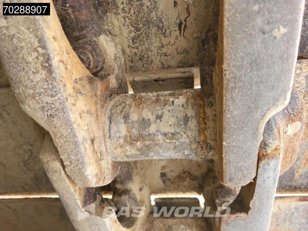Komatsu D65 PXi -18 Ripper Foto 22
