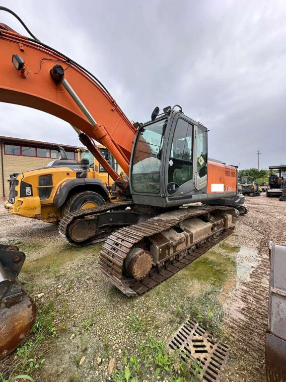 Hitachi ZX350LCN Foto 23