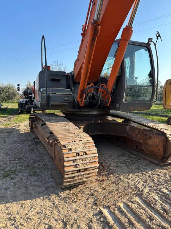 Hitachi ZX350LCN Foto 6