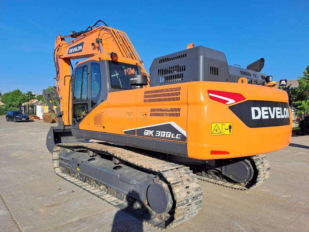 Develon DX300LC-7M (2 Unused units available) Foto 3