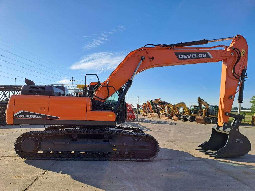 Develon DX300LC-7M (2 Unused units available) Foto 6