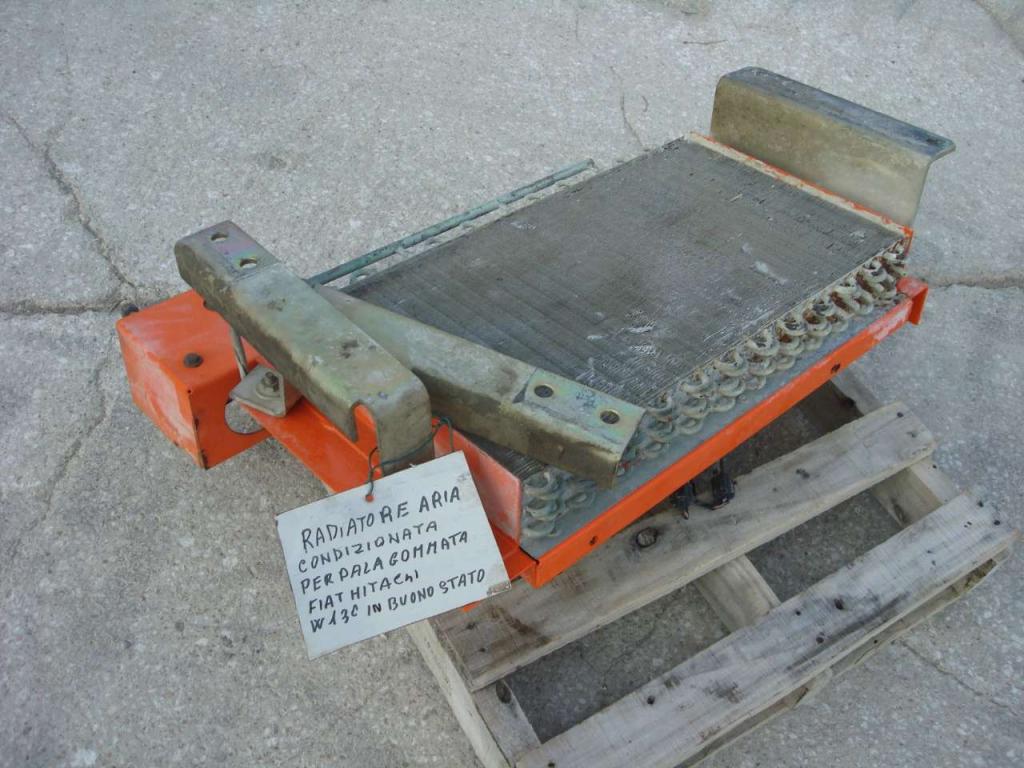 Radiatore aria condizionata per Fiat Hitachi W 130 Foto 1