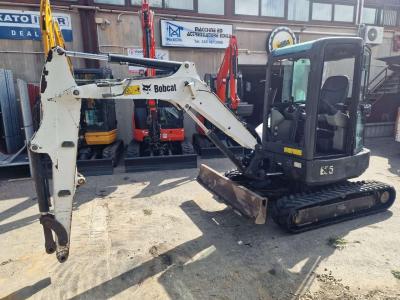Bobcat E35