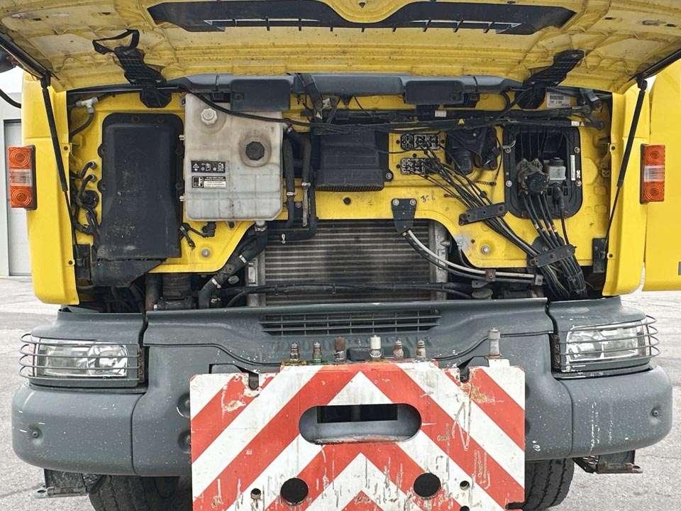 Renault 370 DCI 6x4 Foto 10