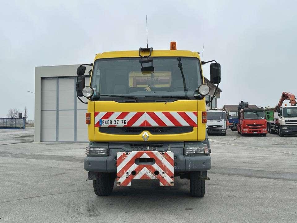 Renault 370 DCI 6x4 Foto 16