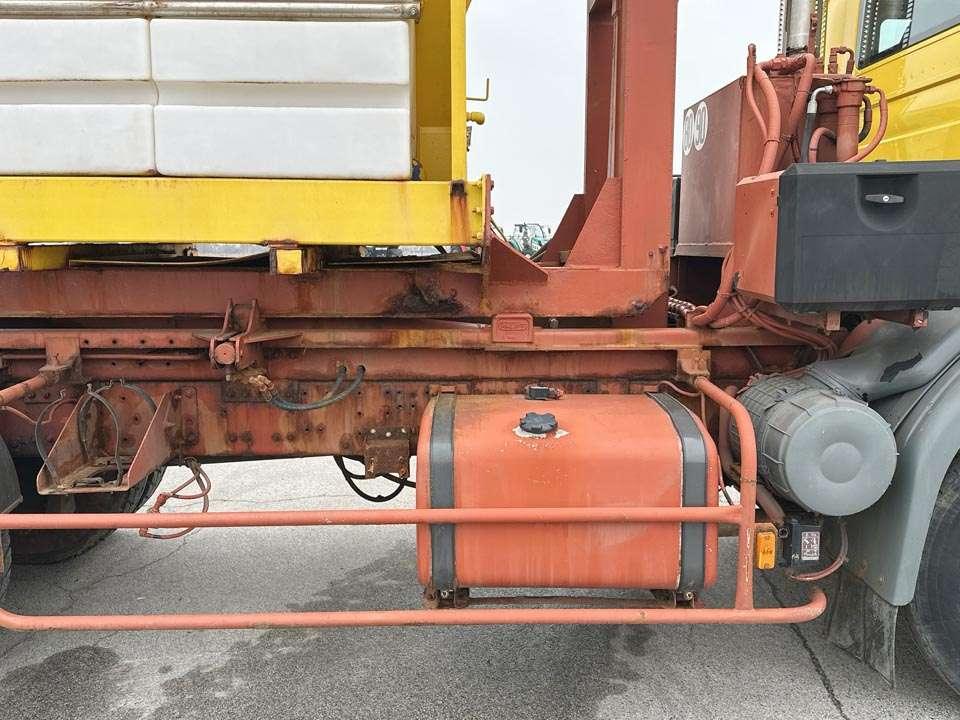 Renault 370 DCI 6x4 Foto 9