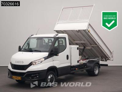 Iveco Daily 35C16 3.0L Kipper met Kist Dubbellucht 3,5t Trekhaak Airco Cruise Euro6 Tipper Benne Kieper A in vendita da BAS World B.V.