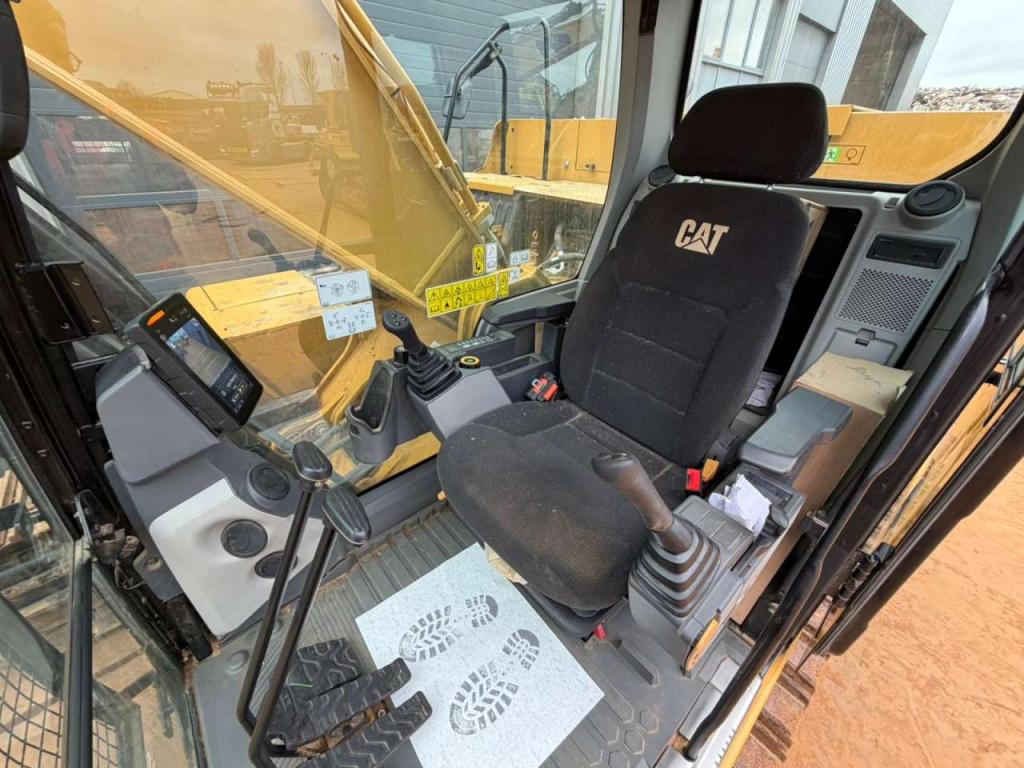 Caterpillar 330GC Foto 21