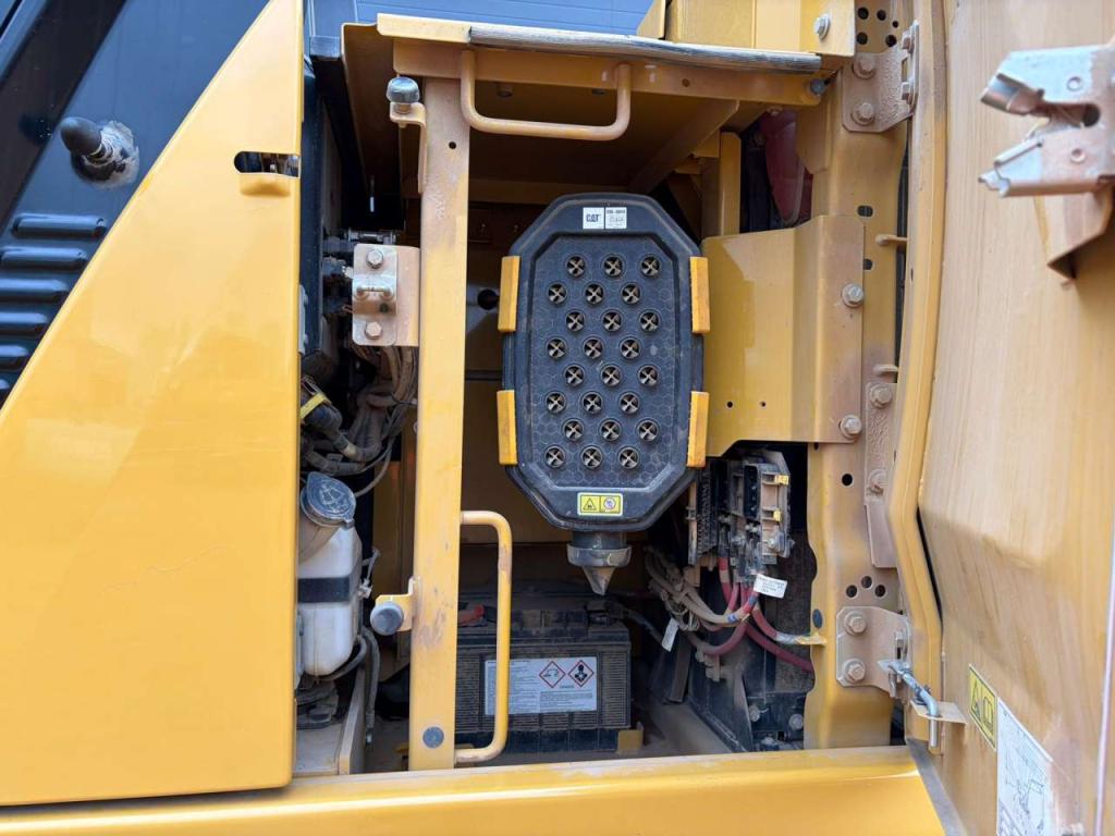 Caterpillar 330GC Foto 27