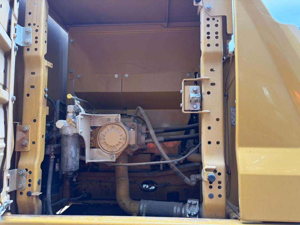 Caterpillar 330GC Foto 29