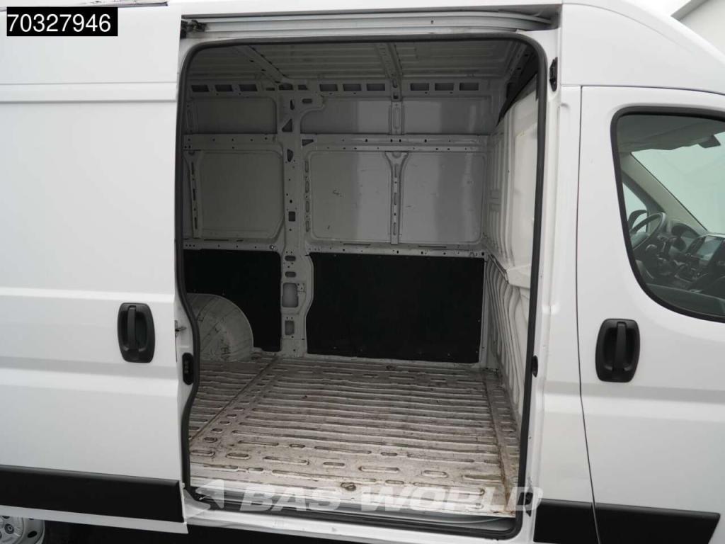 Peugeot Boxer 140PK L2H2 Airco Parkeersensoren Euro6 L2 A/C Foto 11