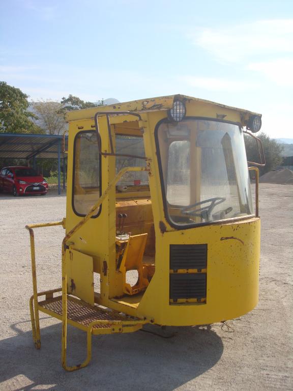Cabina per Volvo 4600 Foto 1