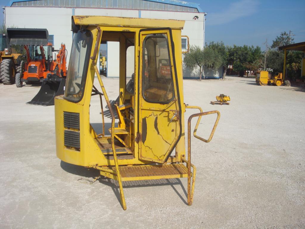 Cabina per Volvo 4600 Foto 3