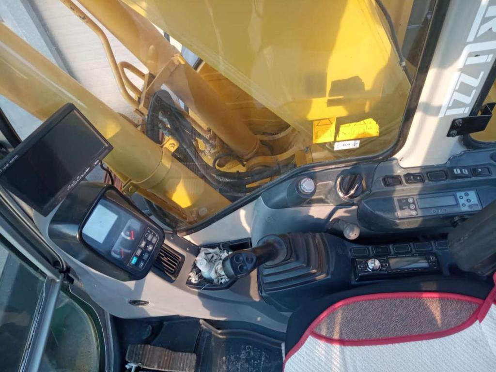 New Holland E135-B SR2 Foto 7