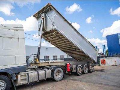 Benalu C39C17-ALU + BACHE - 30m3 in vendita da Braem NV