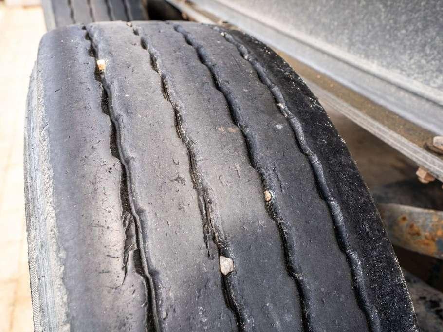 Benalu C39C17-ALU + BACHE - 30m3 Foto 12