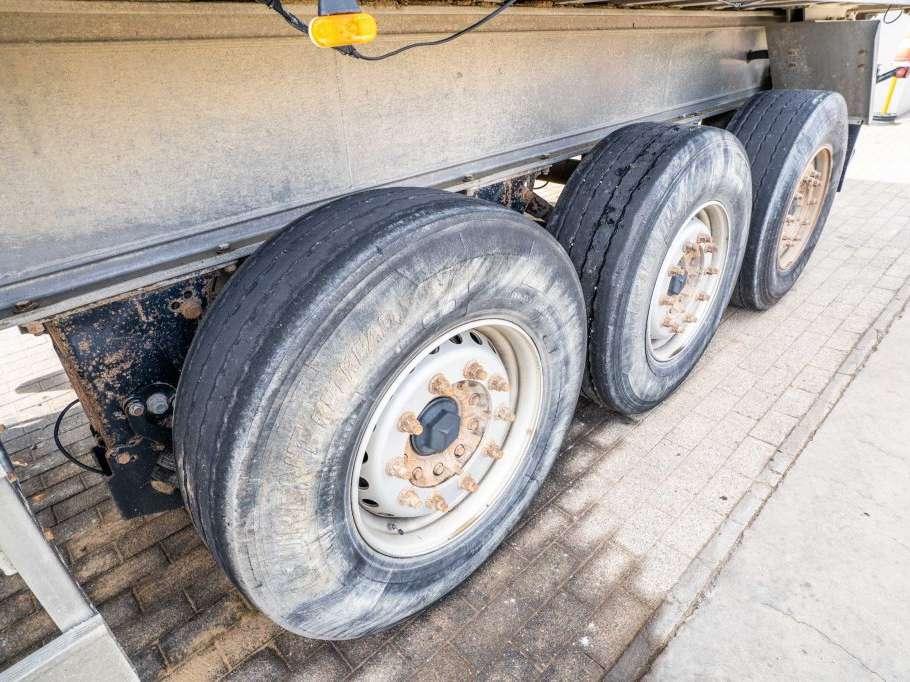 Benalu C39C17-ALU + BACHE - 30m3 Foto 13