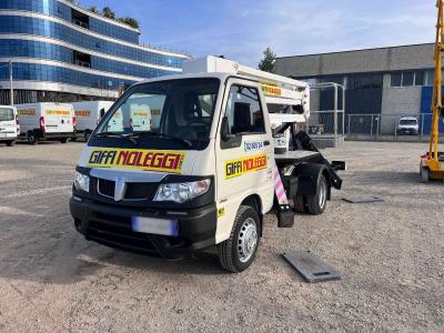 Piaggio COMET Porter New Eurosky 14|2|6 hq in vendita da Giffi Noleggi srl
