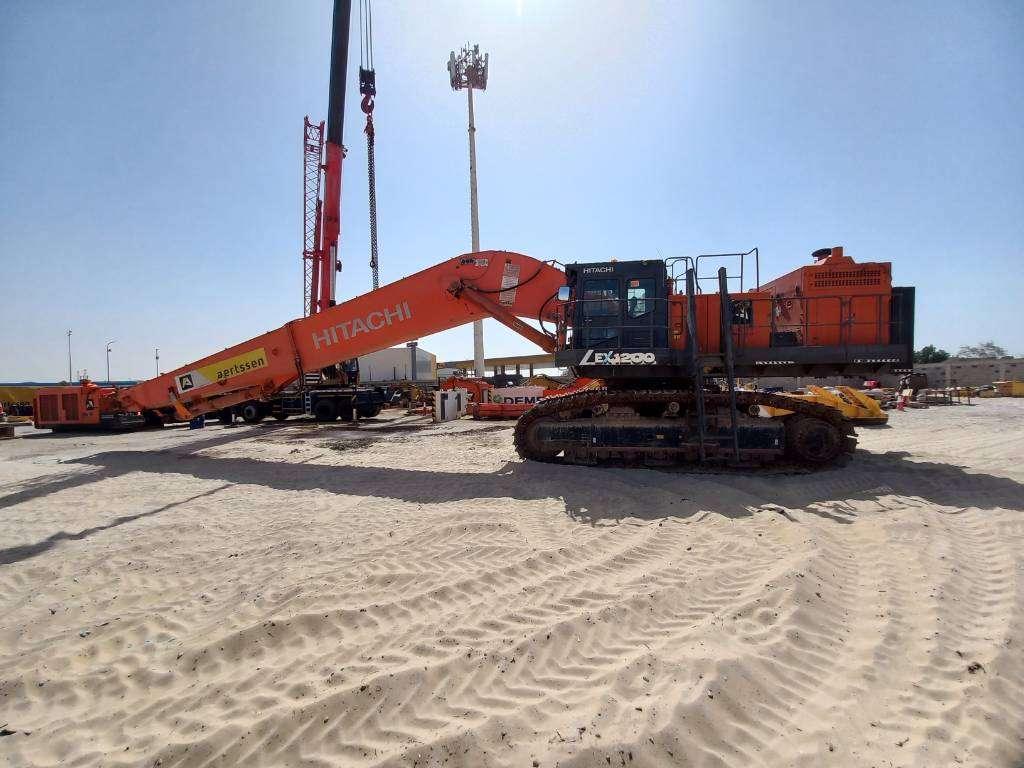 Hitachi EX1200-7 Longreach 28m (Saudi Arabia) Foto 1