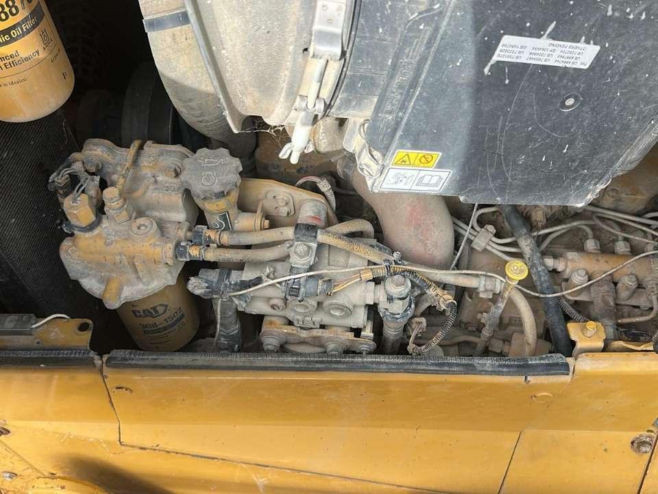 Caterpillar D6N Foto 2
