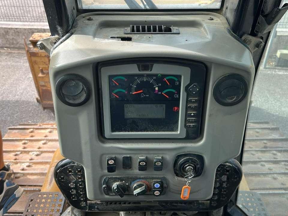 Caterpillar D6N Foto 3