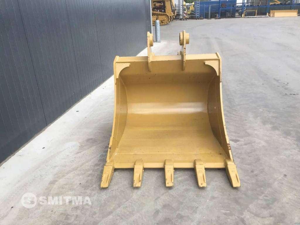 Caterpillar 318D2 Foto 3