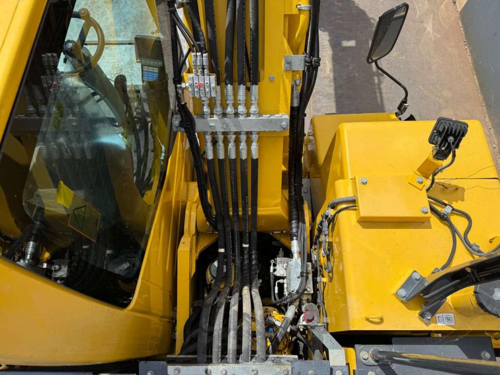 Komatsu PW180-11 Foto 24