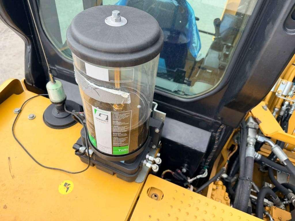 Caterpillar 323 07A Foto 16